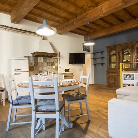 Apartment Altido Gorgeous Apt For 6 In The Historical Center Pisa