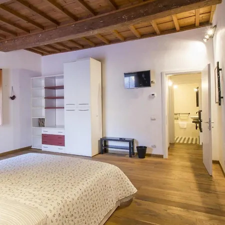 Altido Gorgeous Apt For 6 In The Historical Center Apartment Pisa